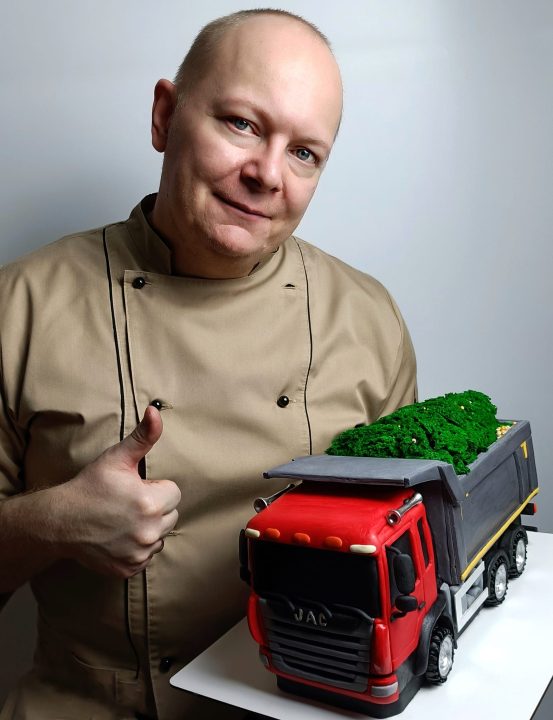 Днепровский кондитер сделал торт в виде грузовика JAC - рис. 3