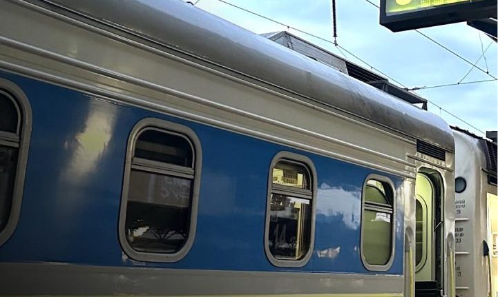 Поезд Днепр – Трускавец перевез наибольшее количество пассажиров за прошлый год - рис. 2