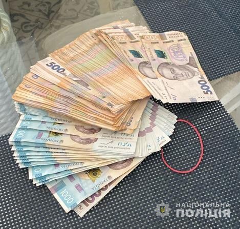 В Днепропетровской области на "откатах" задержали должностное лицо райсовета - рис. 2