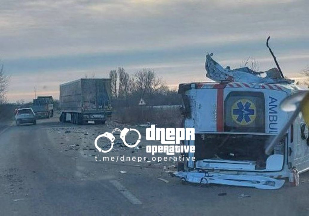 На Дніпропетровщині сталася смертельна ДТП за участі автомобіля швидкої - рис. 3