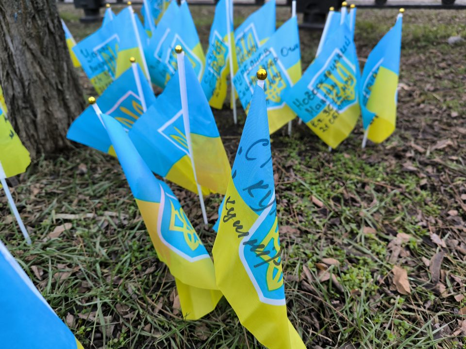 В центре Днепра открыли Аллею почета украинским защитникам - рис. 8