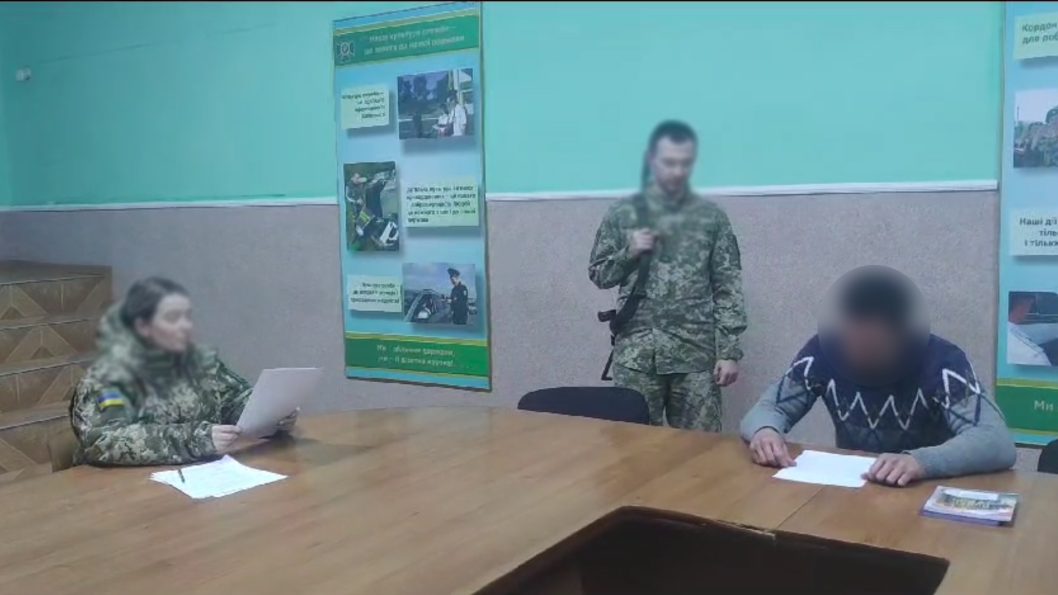 Уклонист из Днепра снимал на видео свой побег из Украины через реку Тиса - рис. 1