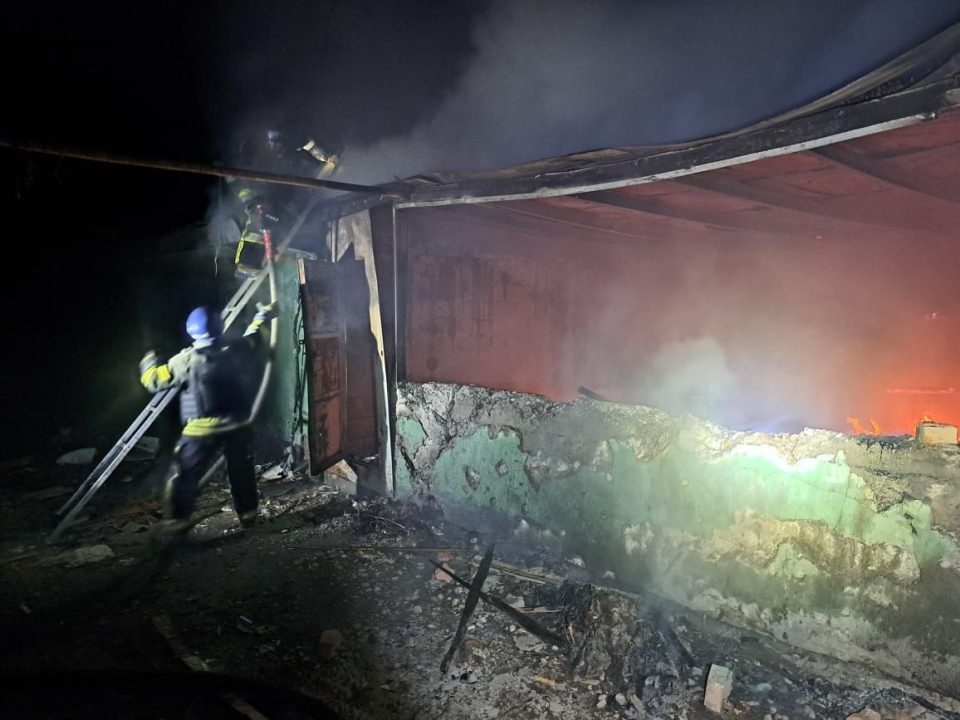 На Нікопольщині 1500 родин залишились без світла через обстріл росіян - рис. 2