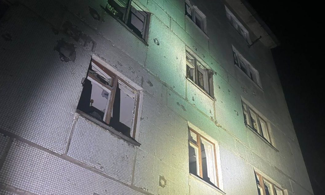 Росіяни обстріляли Марганець: пошкоджені будинки, газогони та ЛЕП - рис. 1