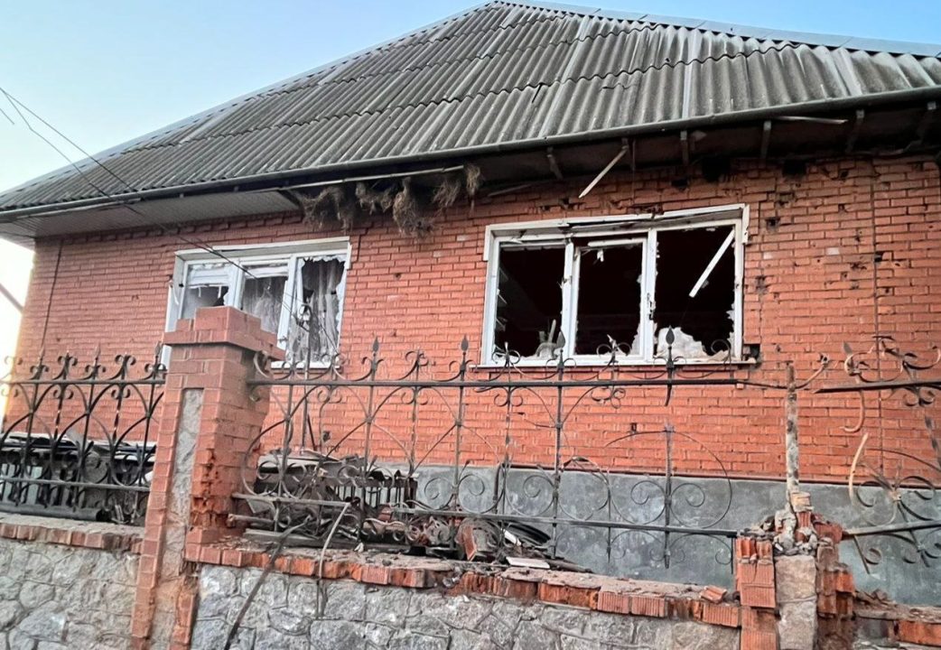 Российские оккупанты атаковали два района Днепропетровщины: есть пострадавший и масштабные разрушения - рис. 8