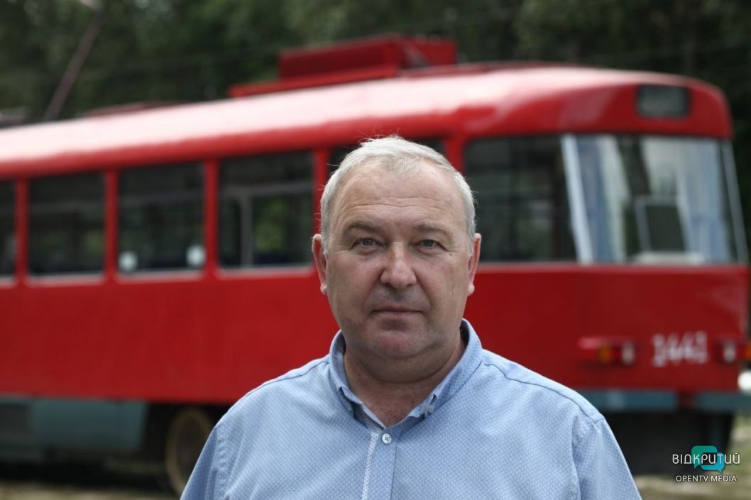 В Днепре несколько трамваев временно сменили маршрут: подробности - рис. 1