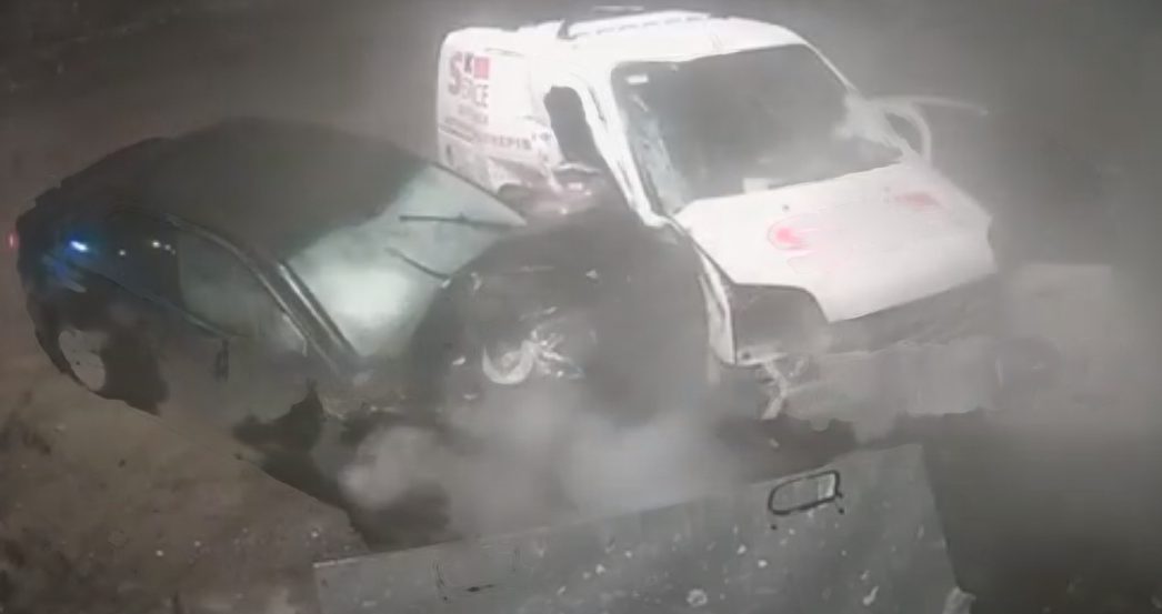 У Дніпрі 21-річний водій Toyota пошкодив чотири припарковані автомобілі (Відео)
