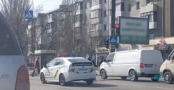 У Дніпрі на Слобожанському проспекті вантажівка збила велосипедиста: рух ускладнено - рис. 14