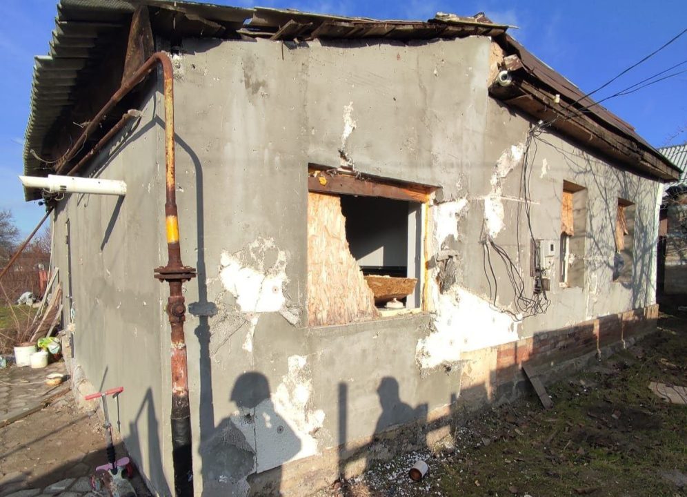 Потрощене агропідприємство та будинки: протягом дня окупанти чотири рази обстріляли Дніпропетровщину - рис. 4