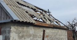 Пошкоджені будинки та авто: окупанти 11 разів протягом дня атакували Дніпропетровщину - рис. 2