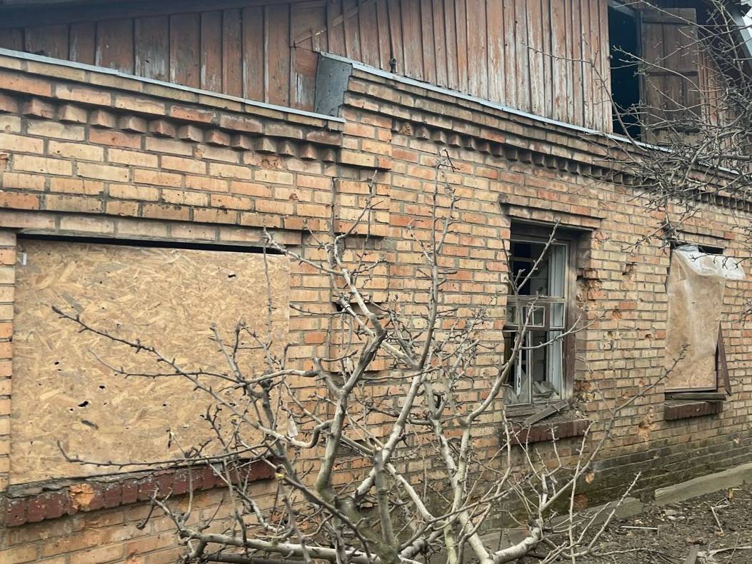 Грады, ствольная артиллерия и дроны-камикадзе: российские оккупанты атаковали Никопольщину - рис. 3