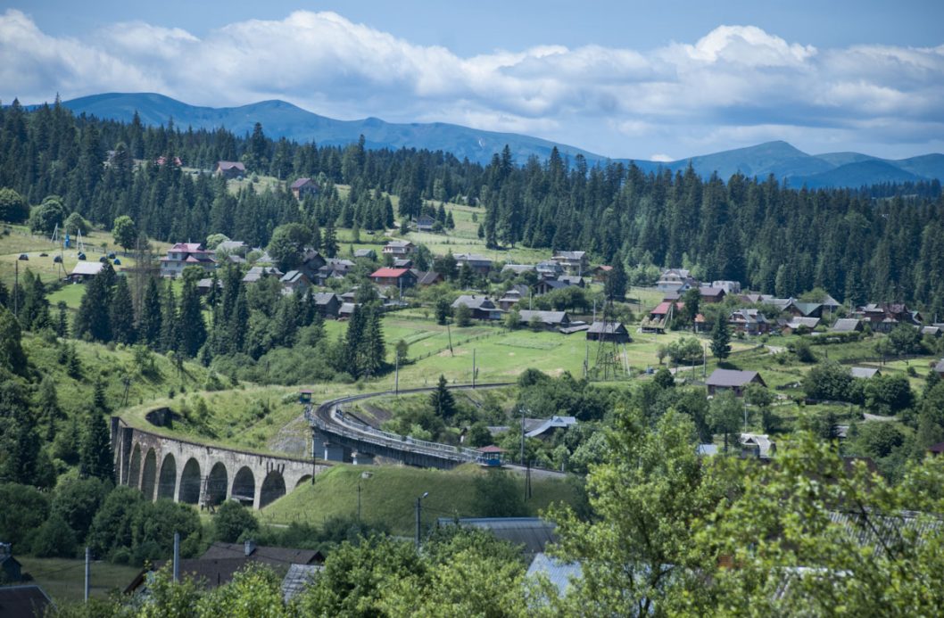 Укрзалізниця запускает из Днепра поезд на горный курорт в Карпатах - рис. 3