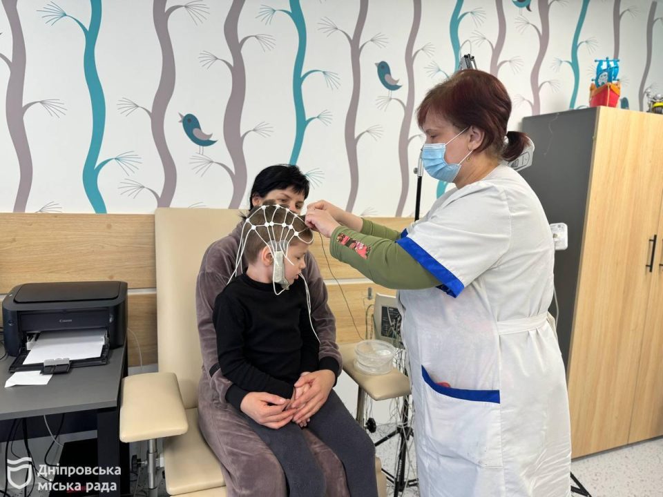 Комфортні умови для пацієнтів та найсучасніше обладнання: масштабне оновлення міської дитячої лікарні у Дніпрі - рис. 1