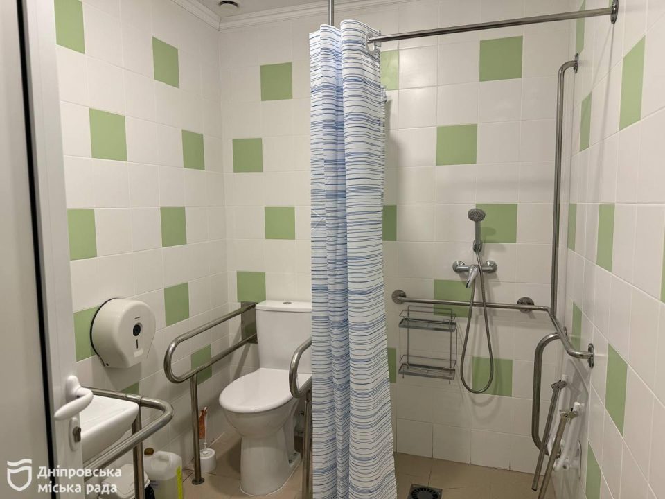 Комфортні умови для пацієнтів та найсучасніше обладнання: масштабне оновлення міської дитячої лікарні у Дніпрі - рис. 7