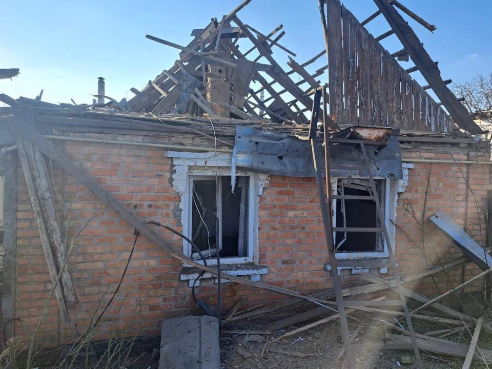 В результате обстрела Никополя пострадала 49-летняя женщина - рис. 2