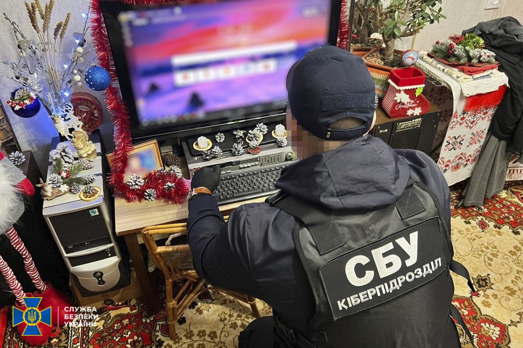 СБУ на Дніпропетровщині викрила двох проросійських агітаторів