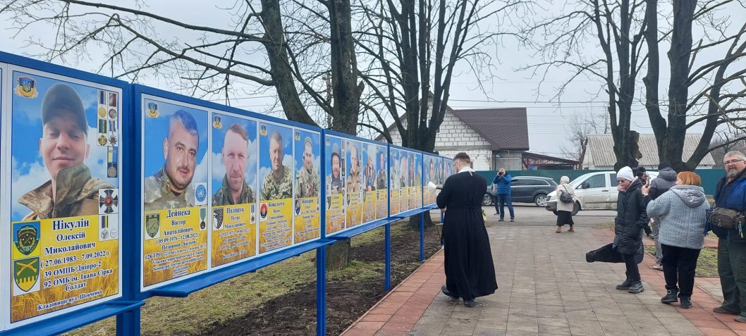 У Дніпрі відкрили Алею Героїв, загиблих на війні