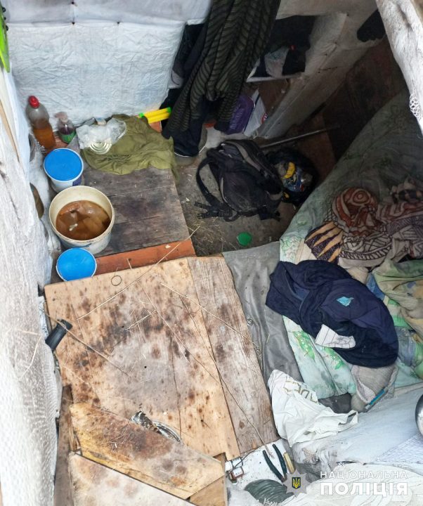 Безхатько викрав 8-річну дівчинку, її знайшли у схованці неподалік траси Кривий Ріг-Миколаїв