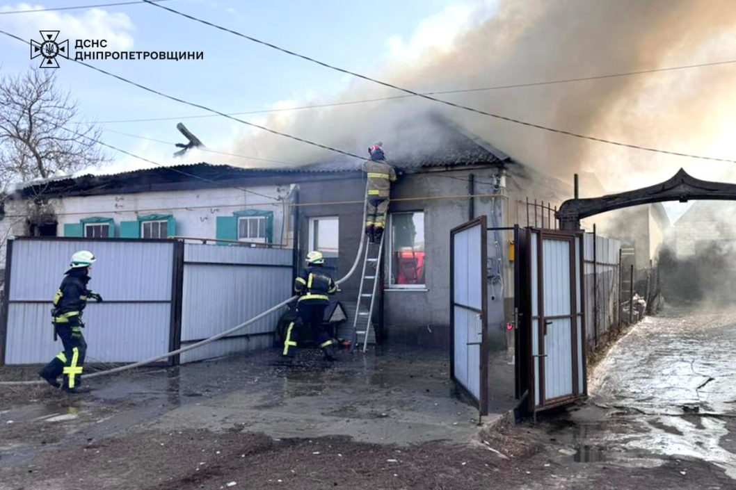 Внаслідок пожежі у Дніпрі постраждав чоловік