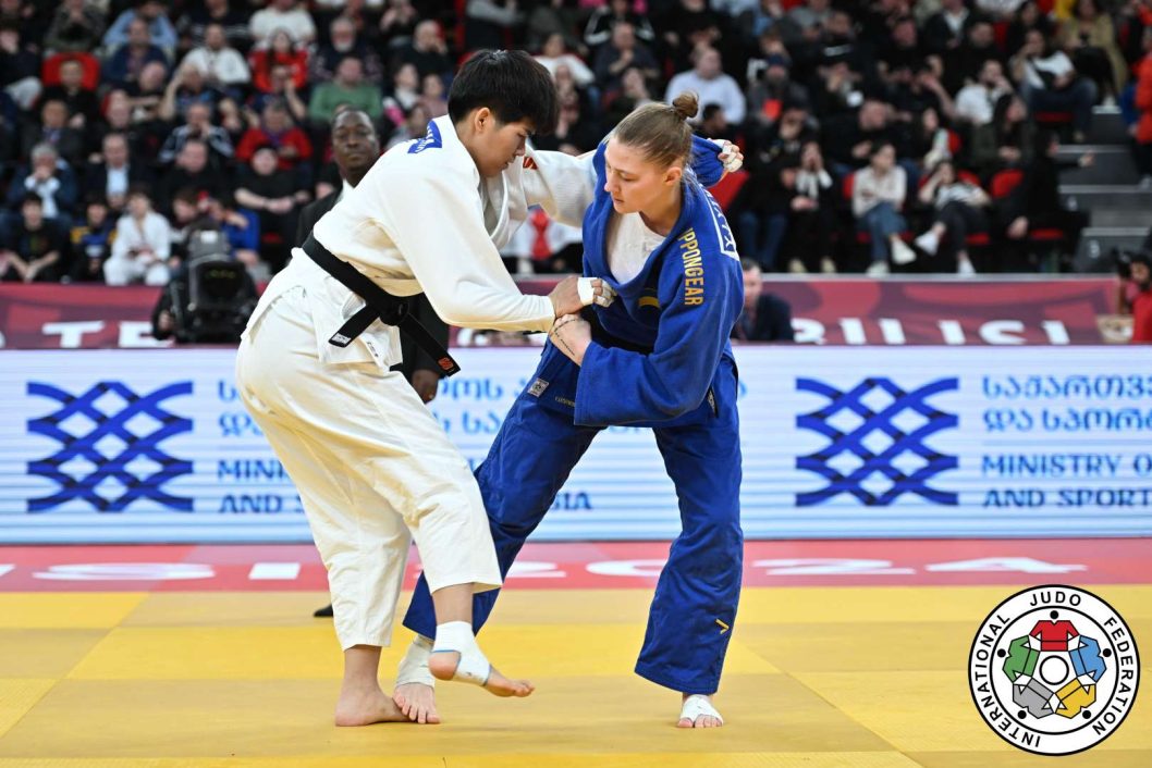 Спортсменка з Дніпра виборола «бронзу» на змаганнях у Грузії