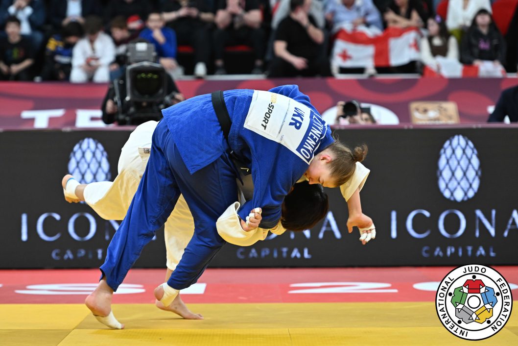 Спортсменка з Дніпра виборола «бронзу» на змаганнях у Грузії