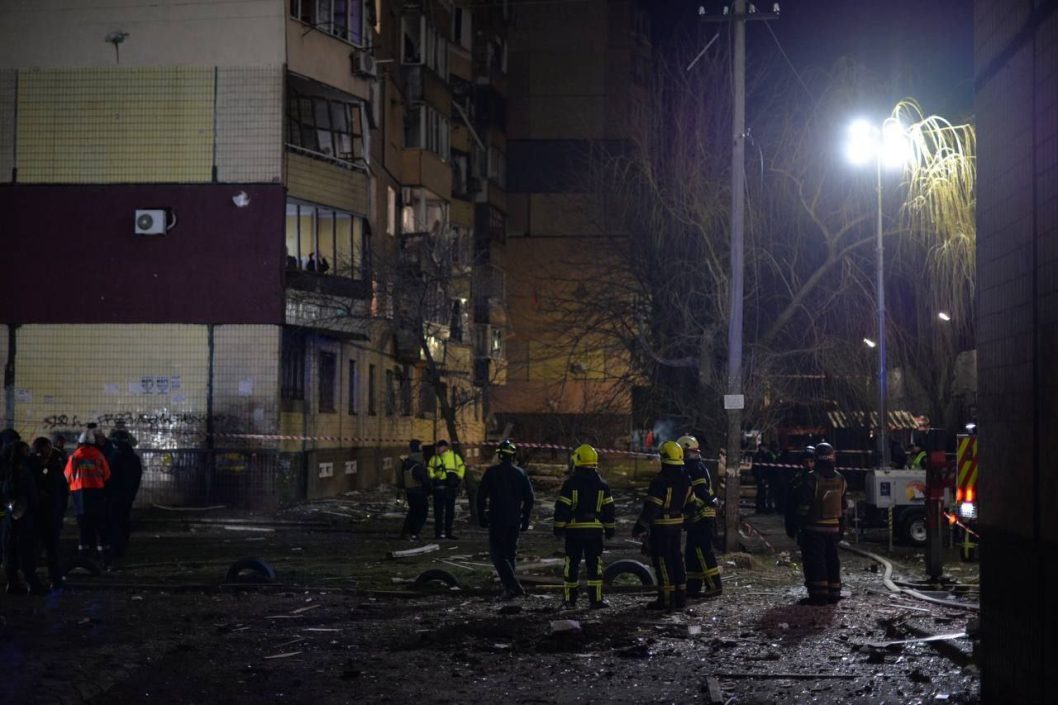 Найменшим немає й року: у Кривому Розі борються за життя постраждалих внаслідок ракетної атаки - рис. 4