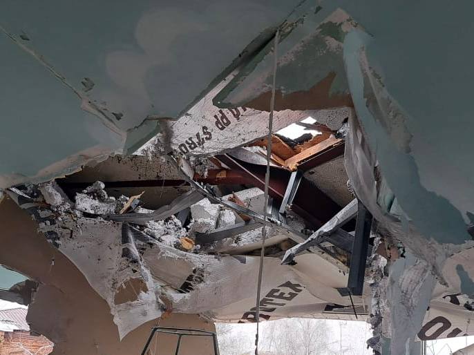 Пошкоджено комунальне підприємство, будинки і авто: наслідки ворожих обстрілів Нікополя - рис. 2