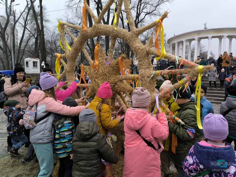 В Днепре в парке Шевченко праздновали Колодия - рис. 28