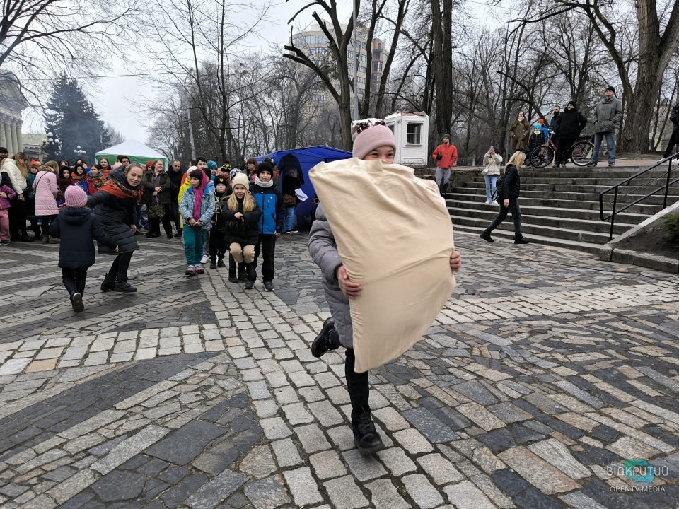 В Днепре в парке Шевченко праздновали Колодия - рис. 7
