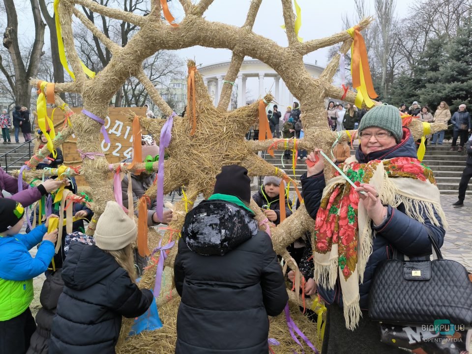 В Днепре в парке Шевченко праздновали Колодия - рис. 30