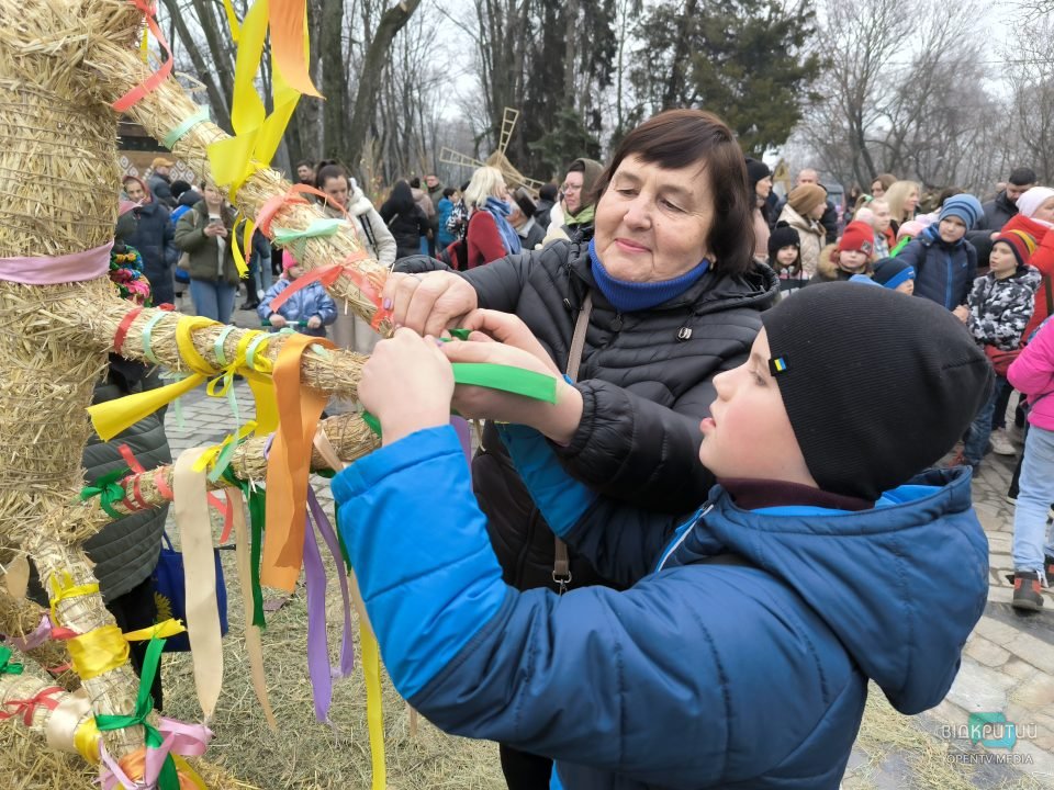В Днепре в парке Шевченко праздновали Колодия - рис. 31