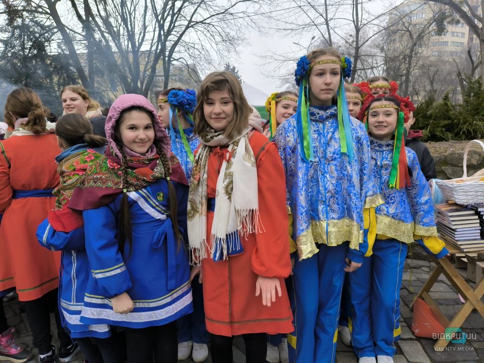В Днепре в парке Шевченко праздновали Колодия - рис. 12