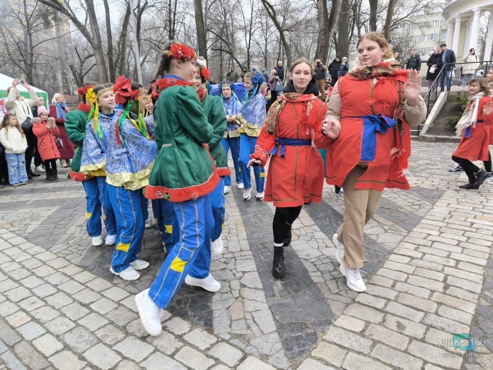 В Днепре в парке Шевченко праздновали Колодия - рис. 20