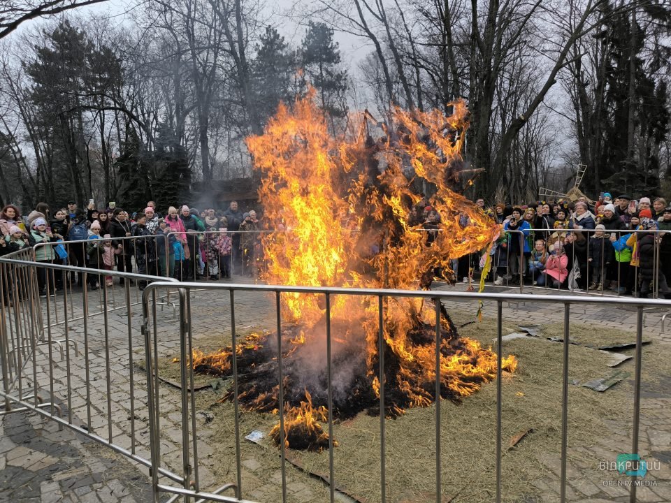 В Днепре в парке Шевченко праздновали Колодия - рис. 34