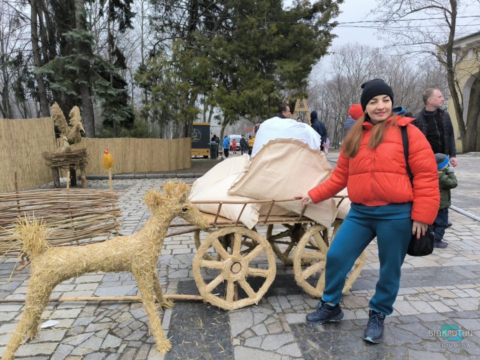 В Днепре в парке Шевченко праздновали Колодия - рис. 1