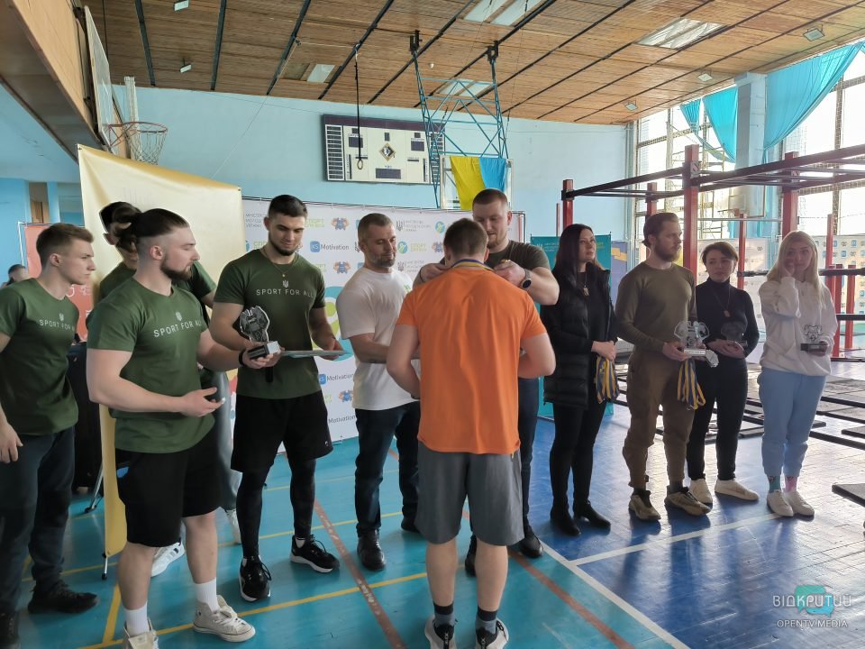 У Дніпрі відбувся Чемпіонат України з воркауту на честь загиблих українських захисників - рис. 37