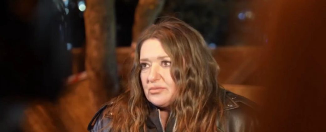 Українська співачка приїхала на місце прильоту у Кривому Розі