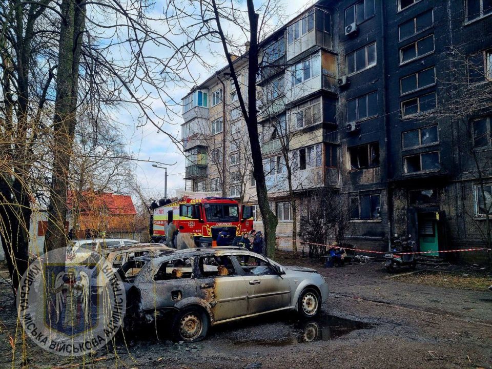 Окупанти завдали ракетного удару по Києву: постраждали щонайменше 12 людей - рис. 2