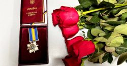 Президент Украины посмертно наградил орденом "За мужество" воина из Днепропетровщины Валентина Окольничего - рис. 16