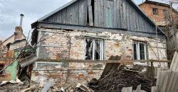 Пошкоджені агрофірма, приватні будинки та ЛЕП: протягом дня окупанти 5 разів обстрілювали Дніпропетровщину