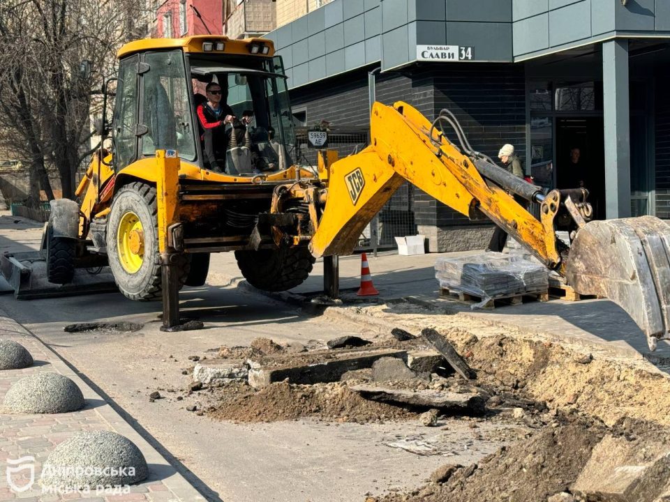 От замены тротуаров до обновления дорожного покрытия: в Днепре приступили к комплексному ремонту улиц - рис. 6