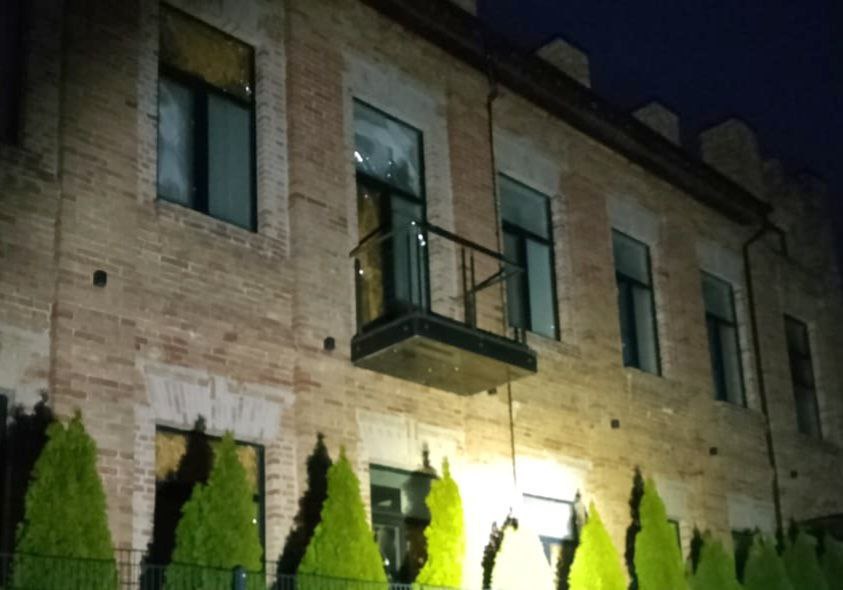 Оккупанты атаковали Никопольщину: пострадали два человека - рис. 1