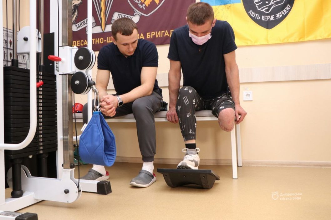 Реабілітаційний центр Дніпра комплексно лікує військових після важких поранень - рис. 2