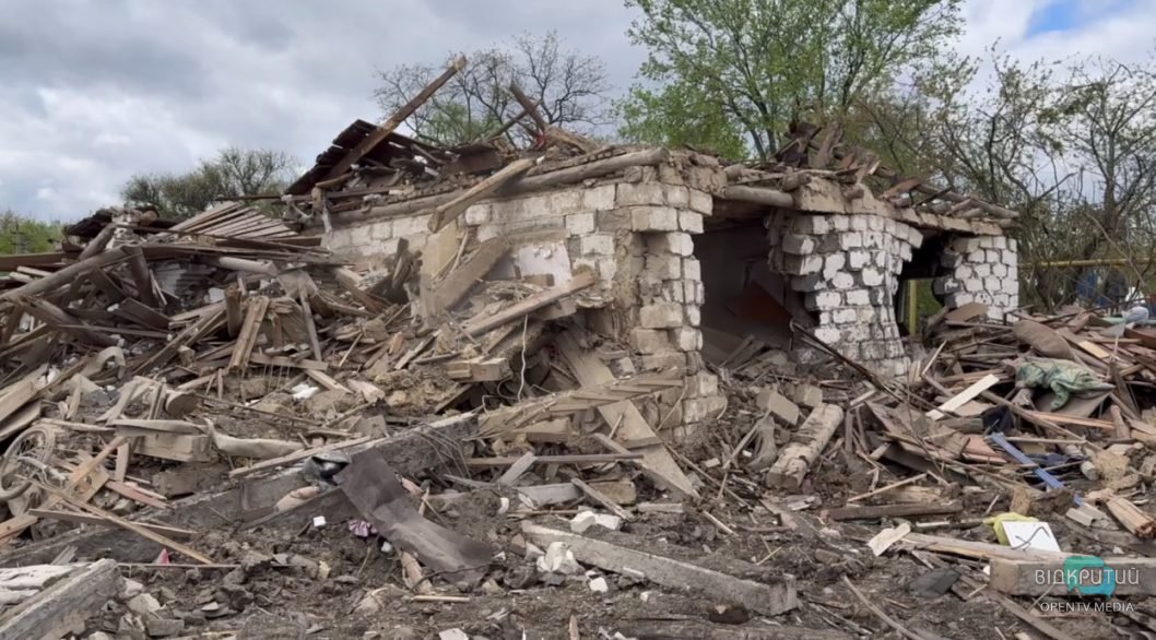 5 загиблих і понад 50 зруйнованих будинків: наслідки ракетного удару окупантів по Синельниковому