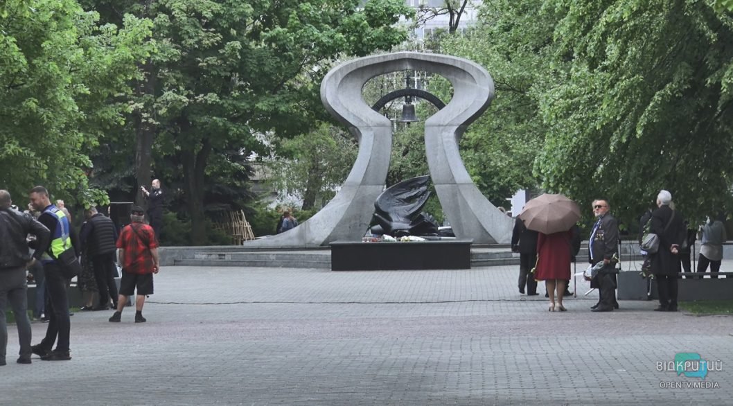 У Дніпрі вшанували пам'ять жерт Чорнобильської катастрофи