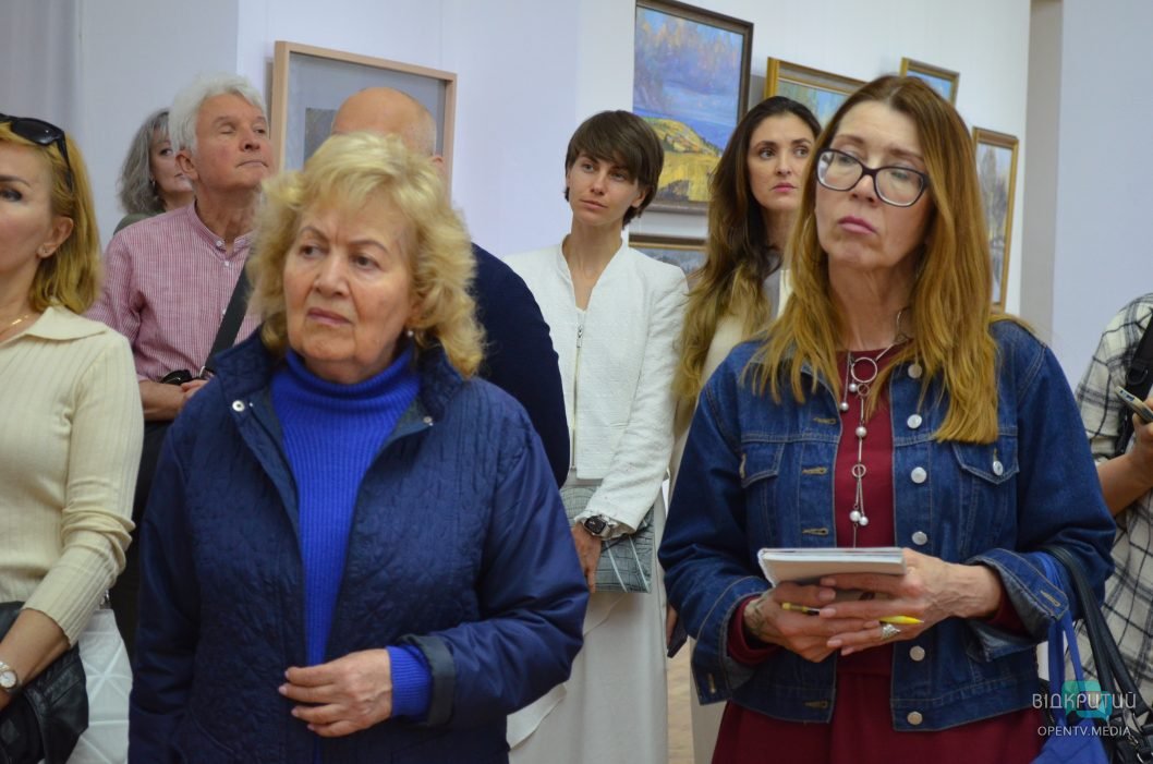 У Дніпрі до 110-річчя художнього музею створили унікальну світлову інсталяцію «Душа»