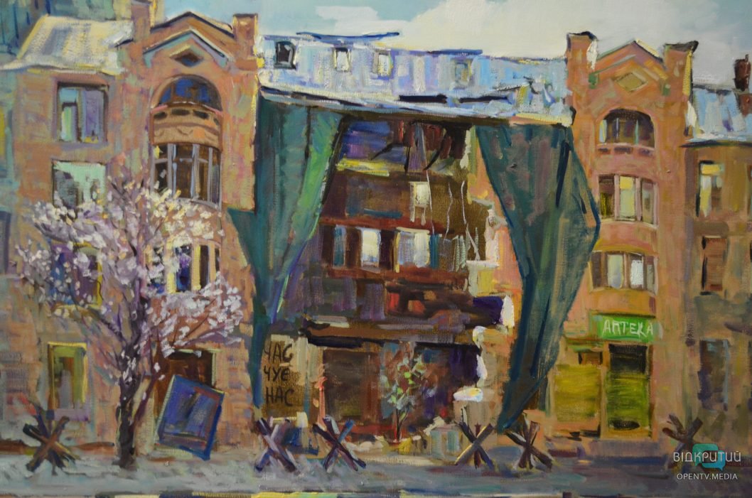 У Дніпрі до 110-річчя художнього музею створили унікальну світлову інсталяцію «Душа»