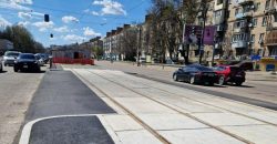 У Дніпрі завершили ремонт трамвайного переїзду