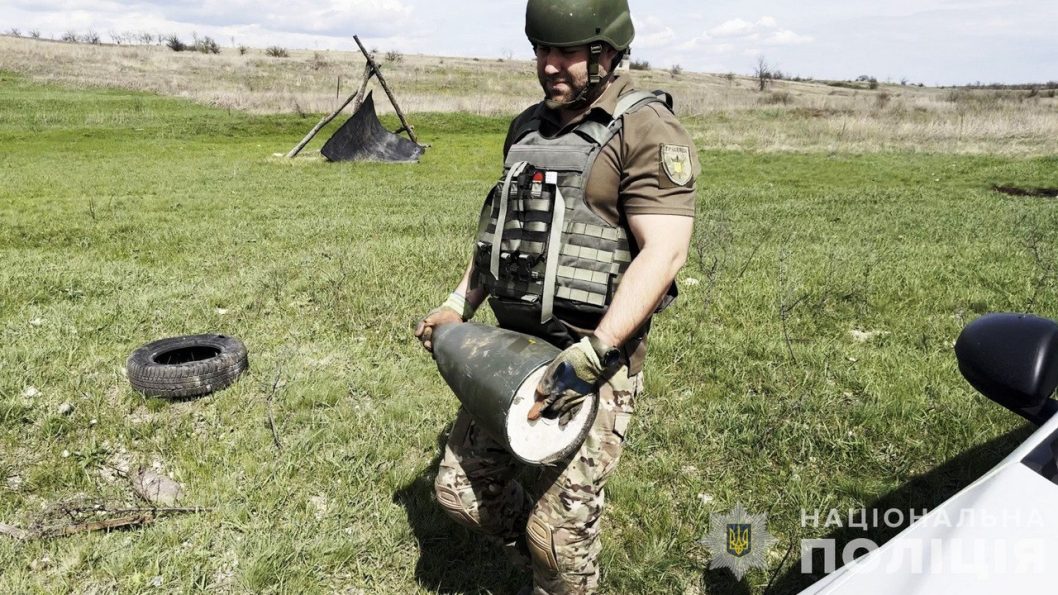 На Днепропетровщине обнаружили боевую часть беспилотника "Шахед" - рис. 1