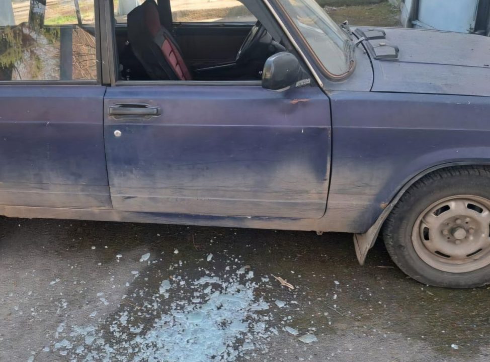 Внаслідок ранкового артобстрілу Нікополя постраждали двоє цивільних